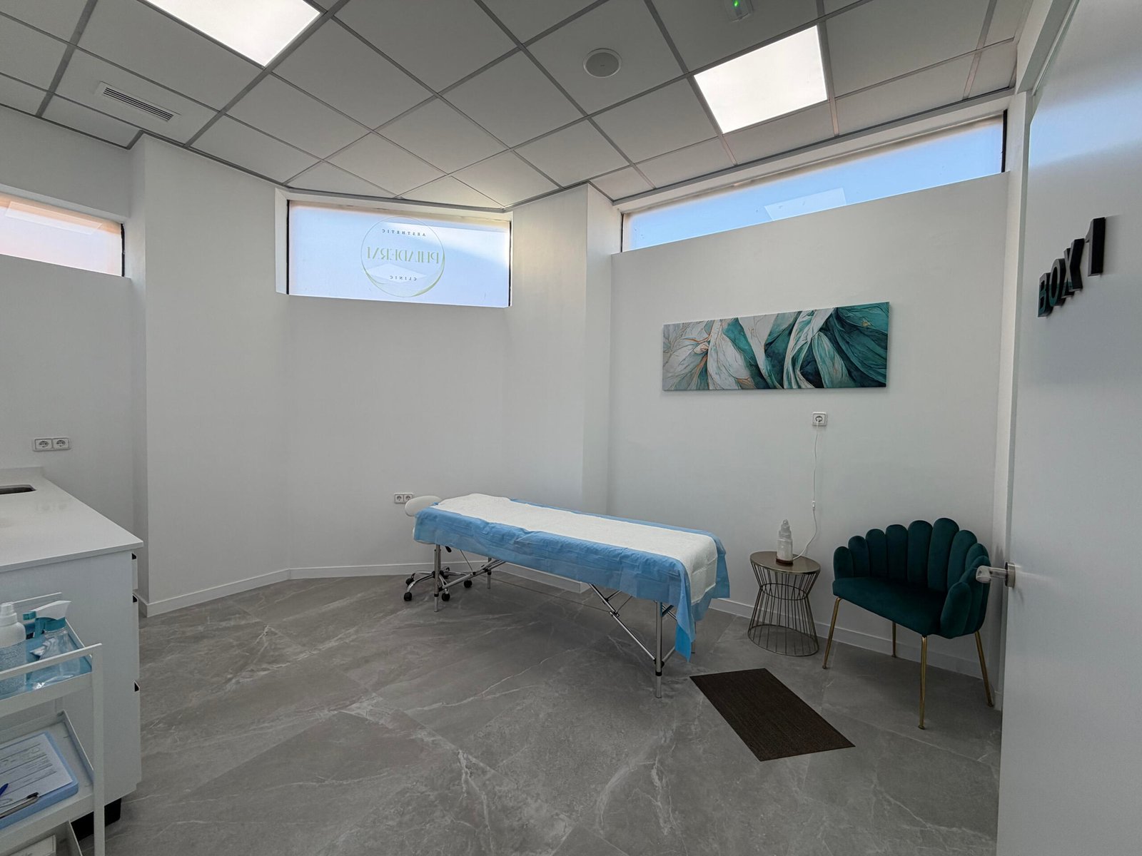 box 1 clinica estetica phiaderm